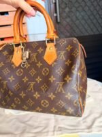 Vintage Louis Vuitton Monogram Speedy 25 - Image 2