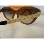 Louis Vuitton Charlotte Sunglasses in Black Acetate with Gold-Tone Hinges - Image 6