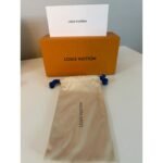 Louis Vuitton Charlotte Sunglasses in Black Acetate with Gold-Tone Hinges - Image 2