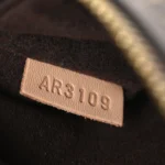 Monogram Pochette Metis - Image 6
