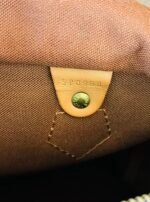 Louis Vuitton Vintage Speedy 30 Monogram Canvas (1998) - Image 8