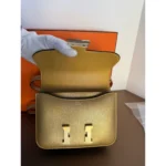 Hermes Constance leather handbag - Image 10